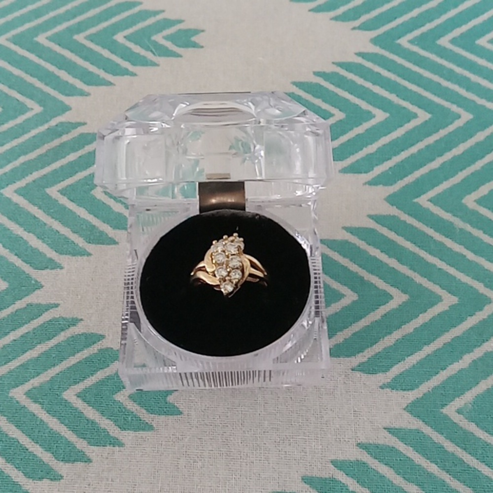 Cocktail Ring 14kt With Genuine Diamonds Size 6 New